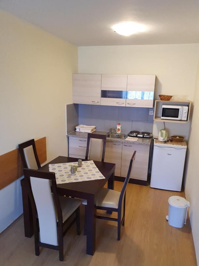 Privat Bartky Apartment Vrbov Exterior photo